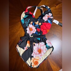 Dreamsuit by Miracle Brands Floral Suit NWT 🌺 adjustable straps 🌺 size 8